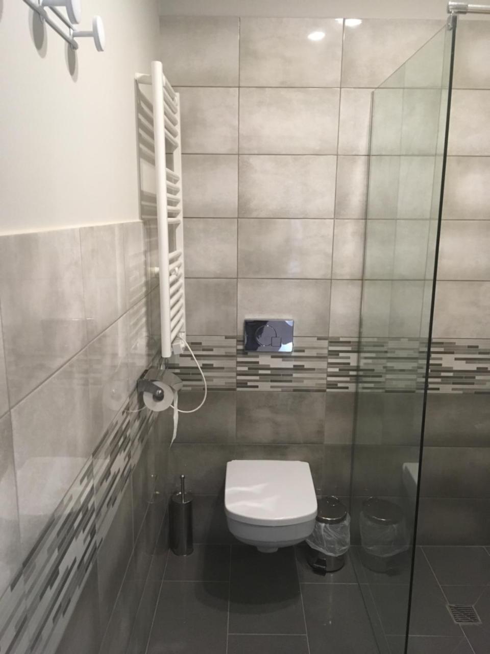 Apart Modra 92A Apartment Warsawa Bagian luar foto